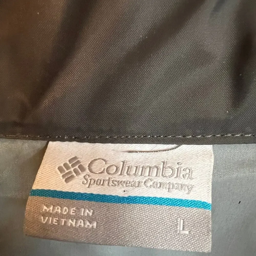 Columbia Great Lakes Rain Jacket.  Black and gray.  Men’s size L jacket